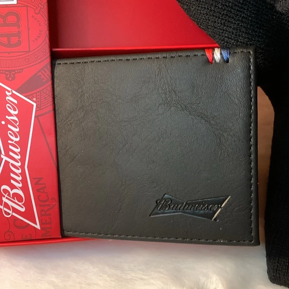 BUDWEISER Black Wallet & Beanie Gift Set NWT